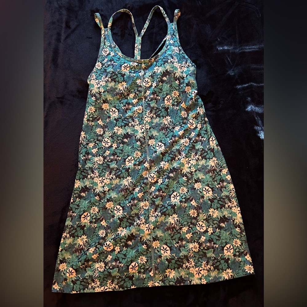 Patagonia Women’s Dress, size medium with inset bra.